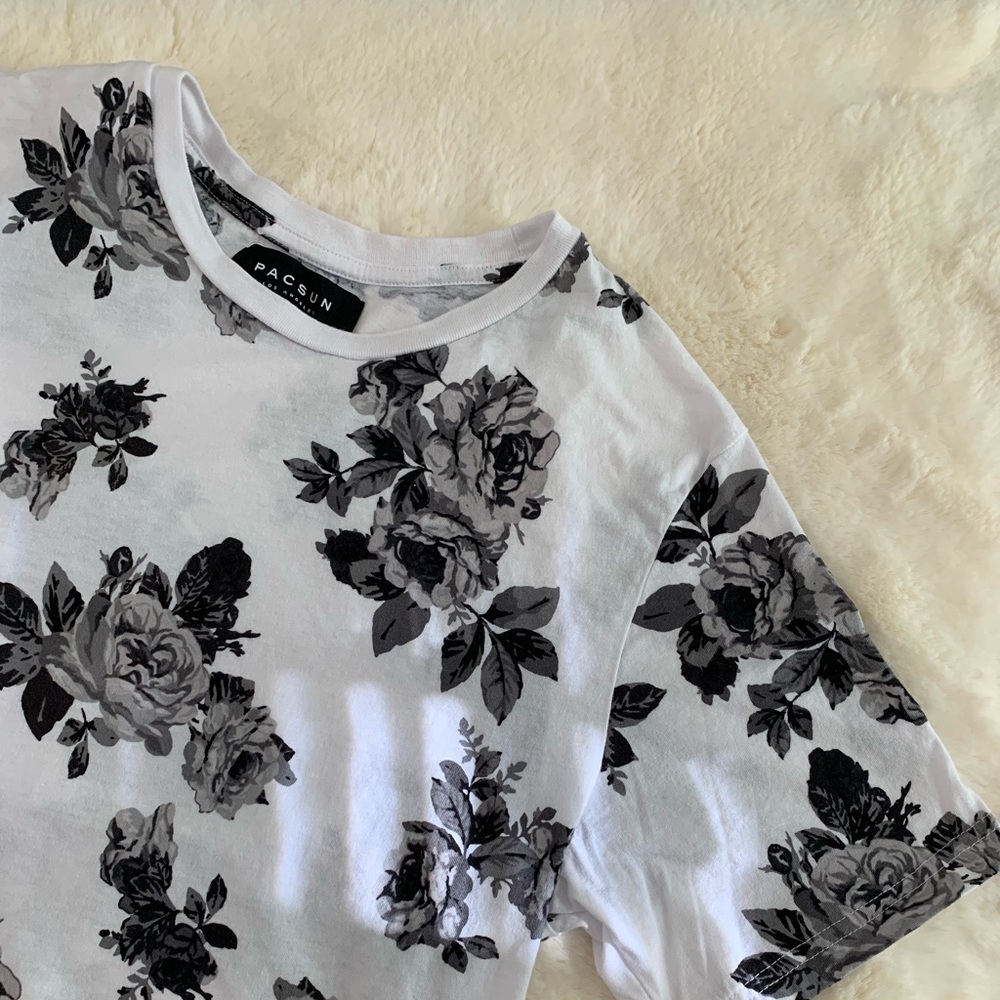Pacsun B&W Rose Long T-Shirt